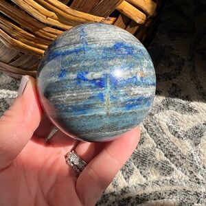 Lapis lazuli sphere (c) | crystal